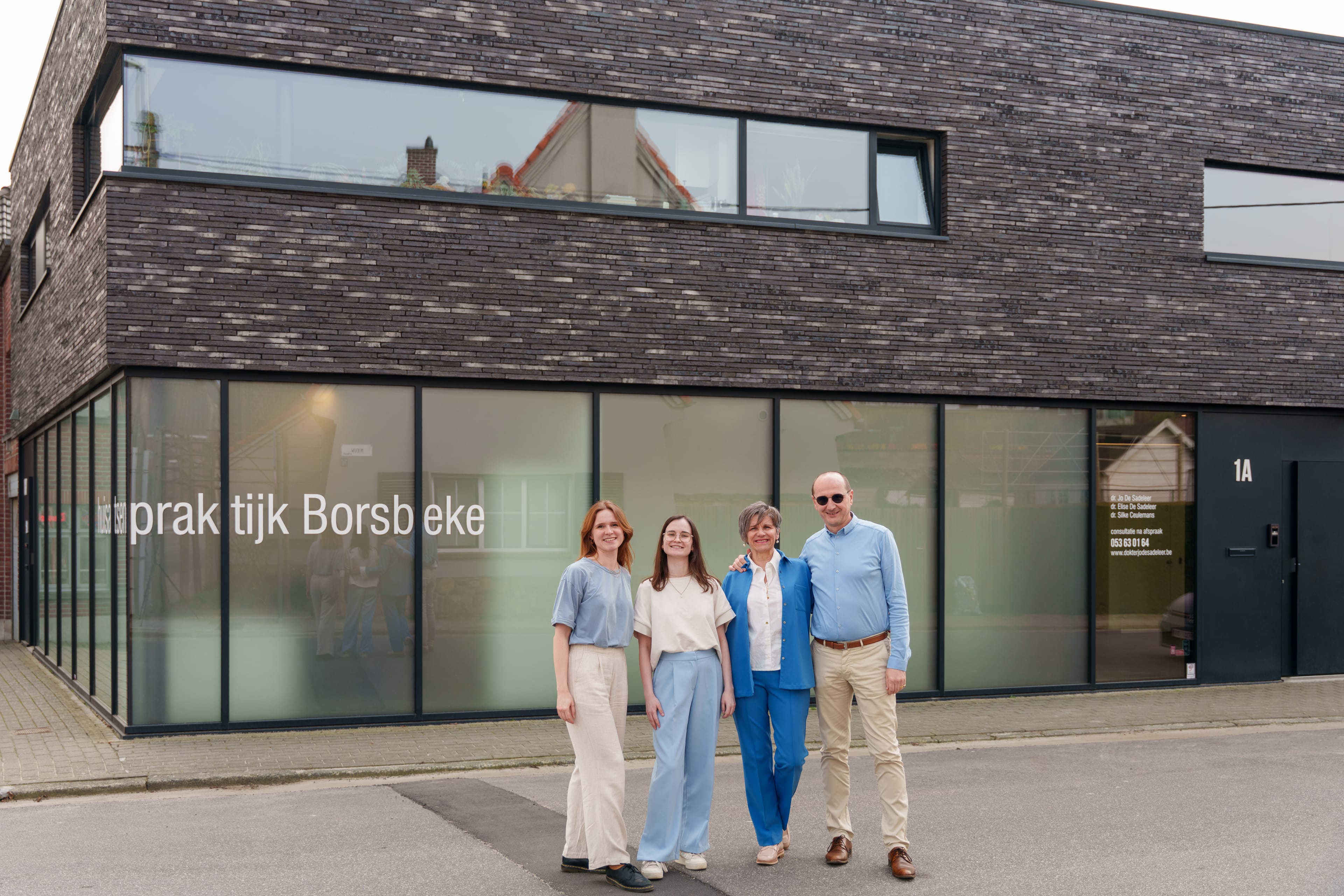 Huisartsenpraktijk Borsbeke — het gebouw en team